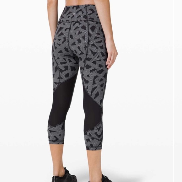 Lululemon Pace Rival High-Rise Crop Leggings 22" Labyrinth Black Light Cast - Picture 2 of 16